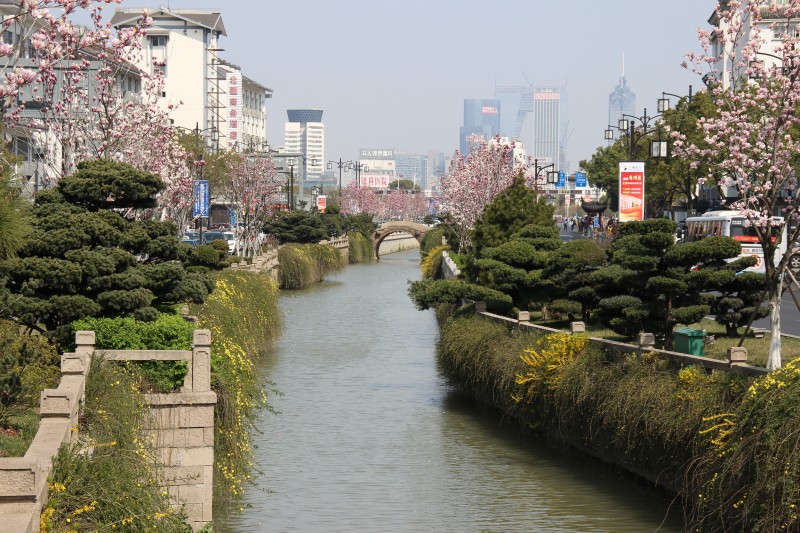 Ganjiang street - canal, surrounded by modern architecture
